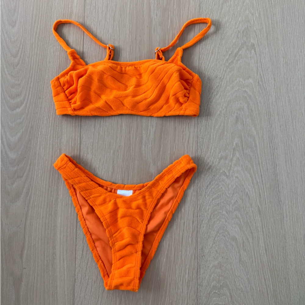 TARGET - Orange Bikini Set
